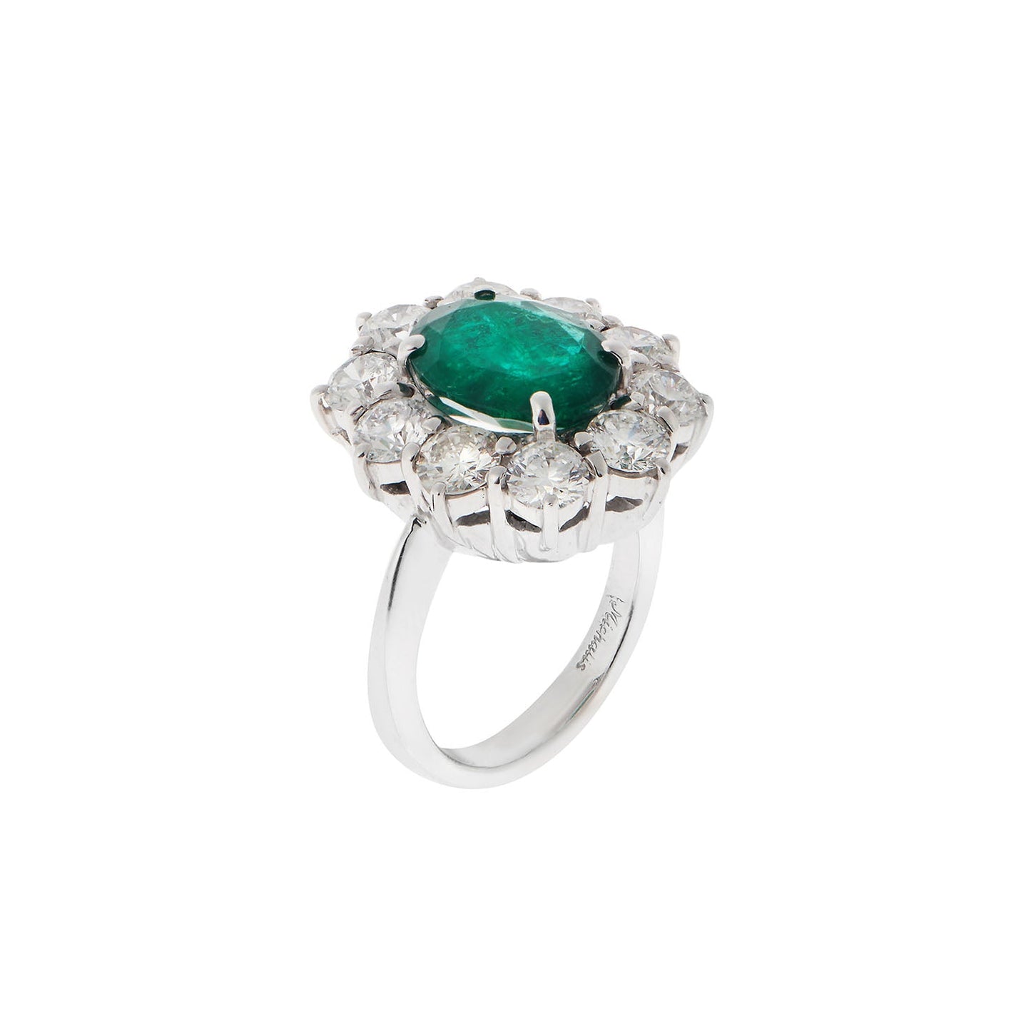 Emerald and diamond ring 18 carat white gold. Product Code : 1024DA45W