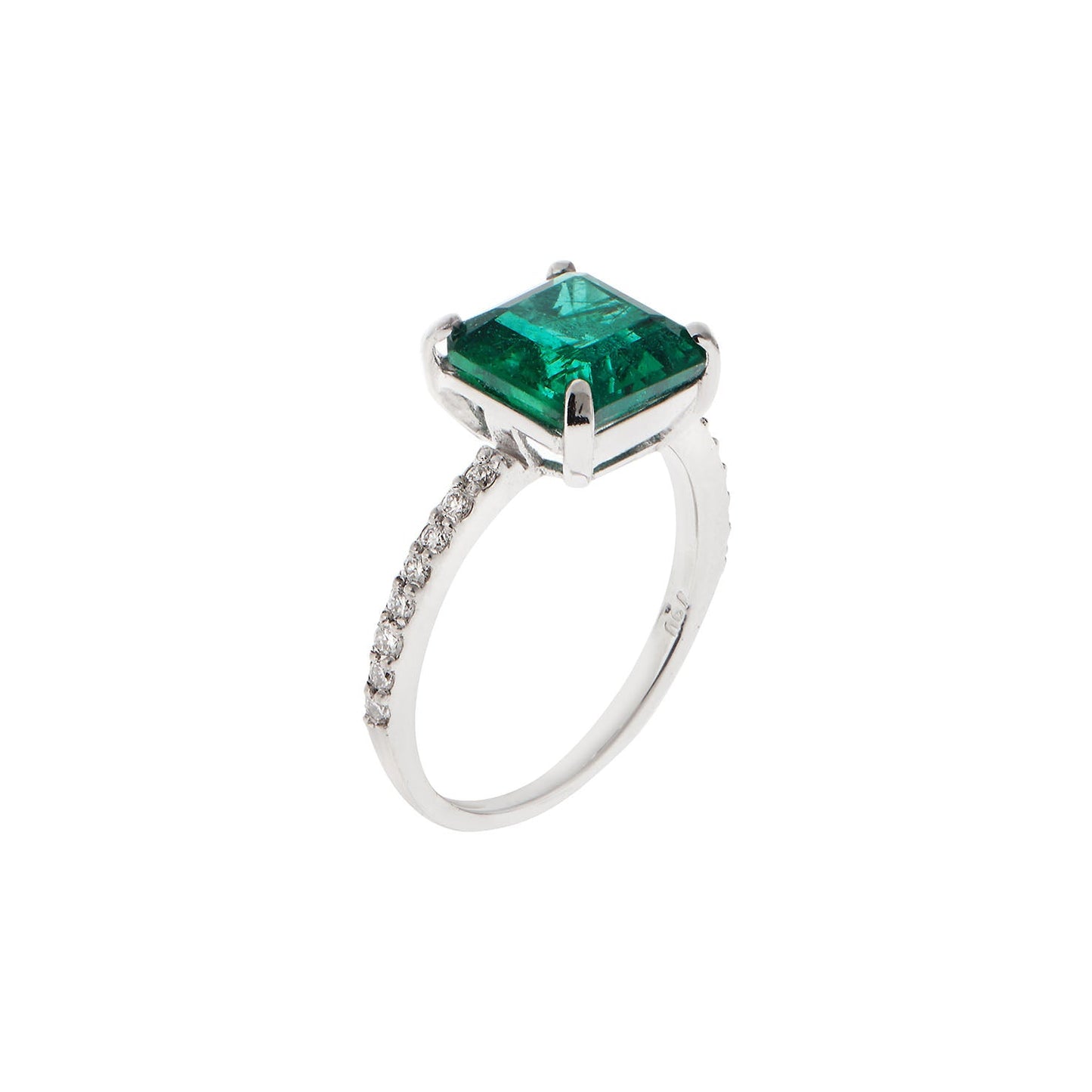 Emerald and diamond ring 18 carat white gold. Product Code : 1329D84E