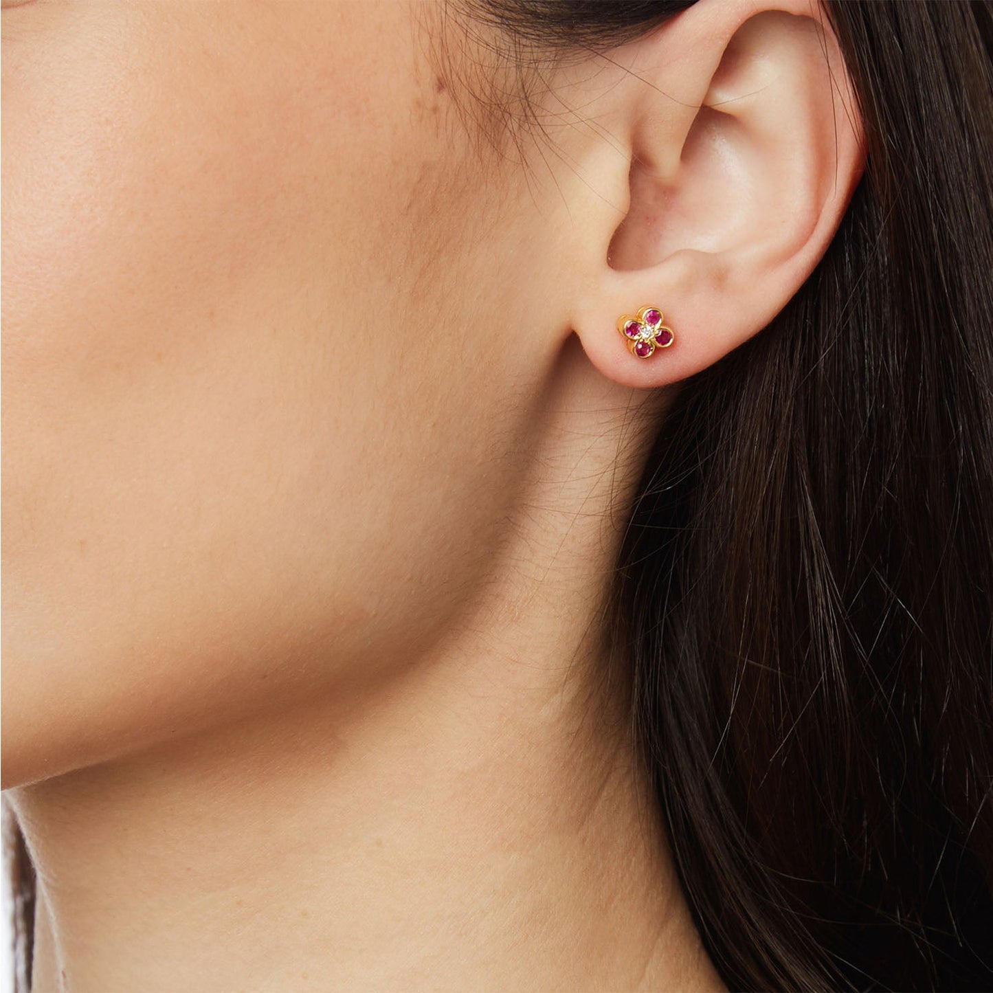 Stud Earrings 18KT Yellow Gold with Oval Rubies and Brilliant cut Diamonds. Product Code : 934SK79