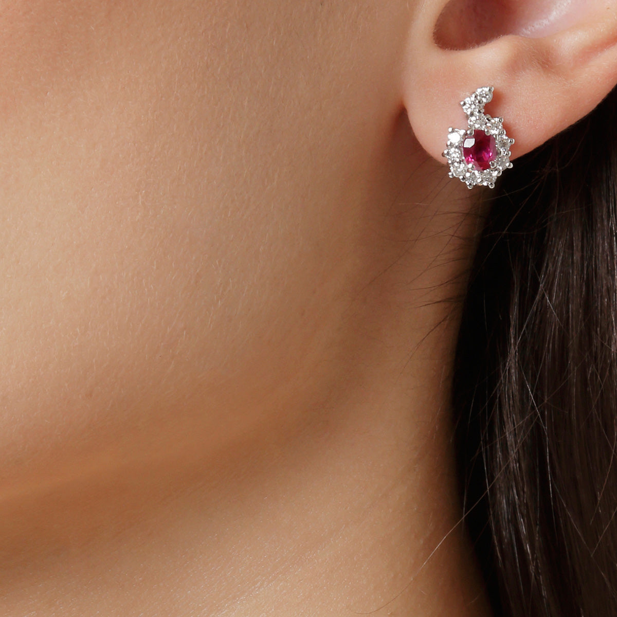 Earrings 18KT White Gold with Oval Rubies and Brilliant cut Diamonds. Product Code : 849SK40RW