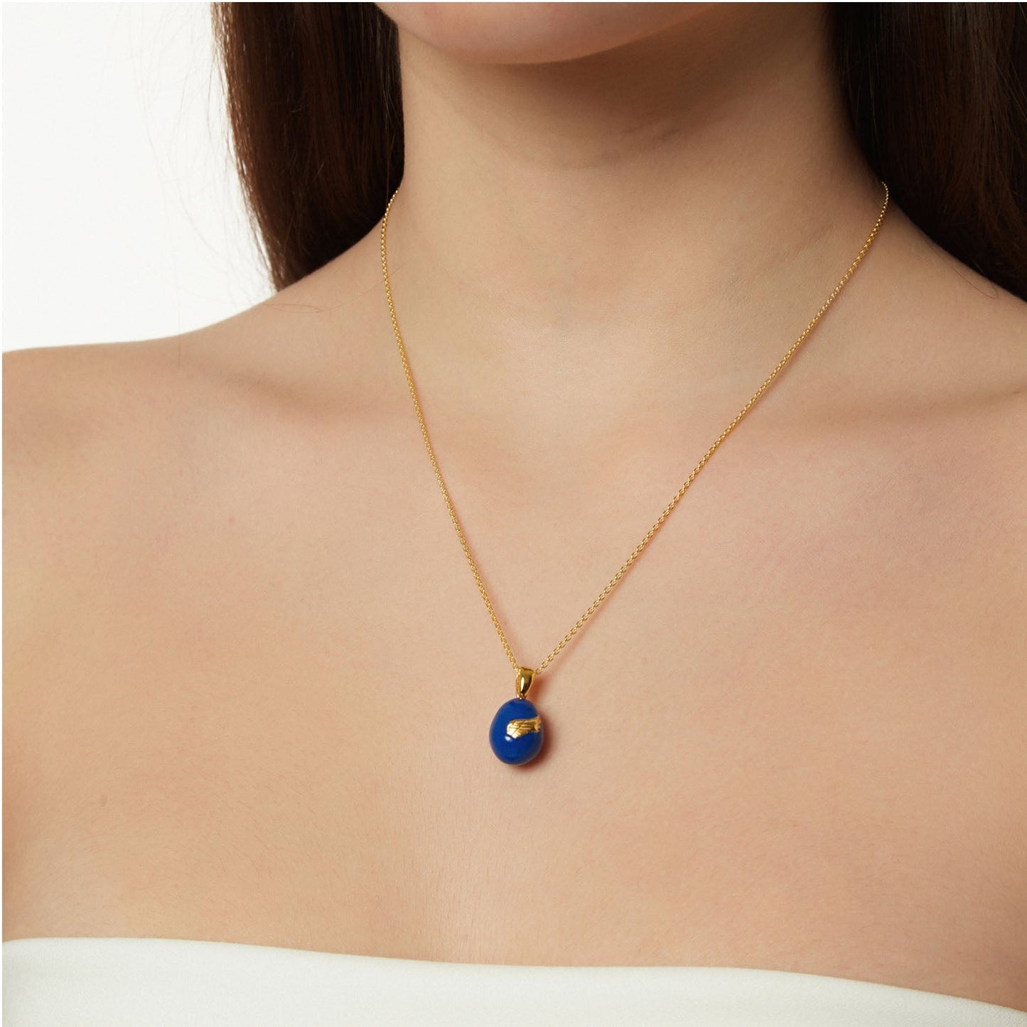 “Angel Wings” Easter Egg Pendant on a Chain. Product Code: 91MAYG23c Blue