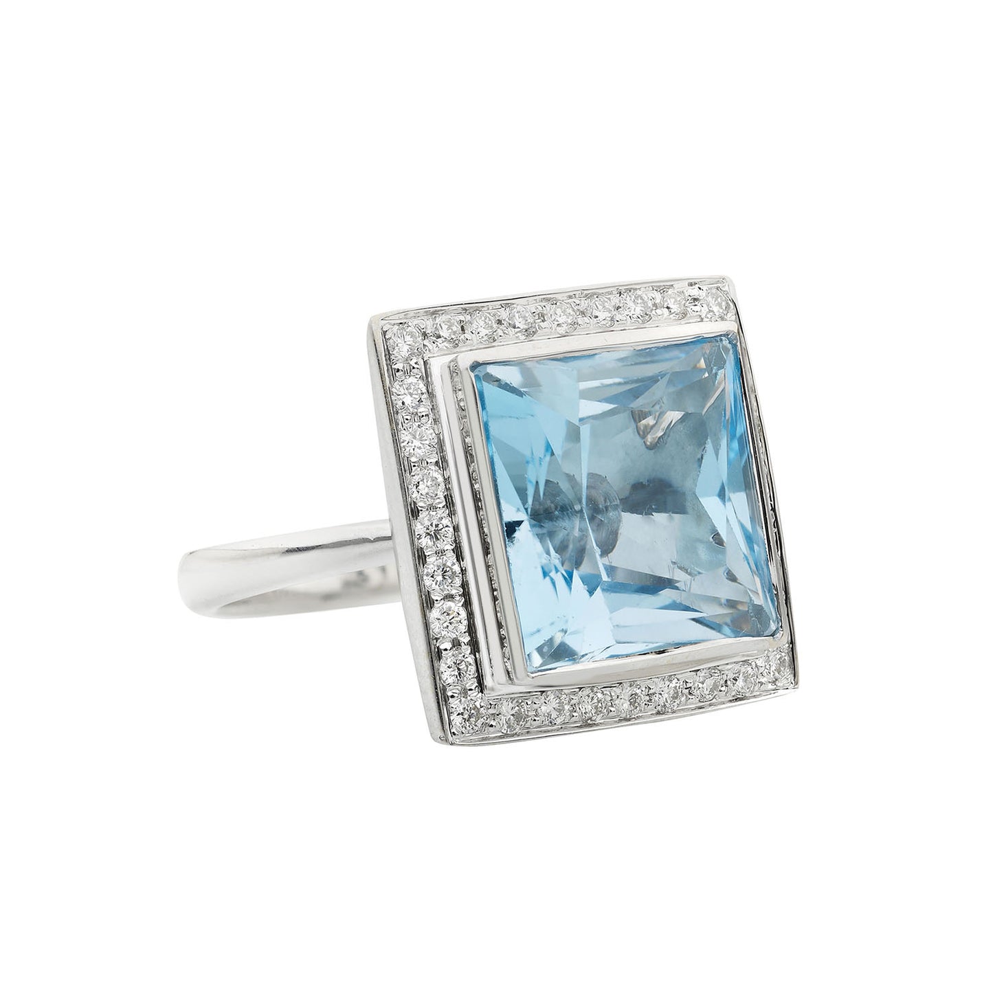 Blue topaz and diamond ring, 18k white gold. Product Code : 1009D486305