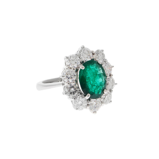 Emerald and diamond ring 18 carat white gold. Product Code : 1024DA45W