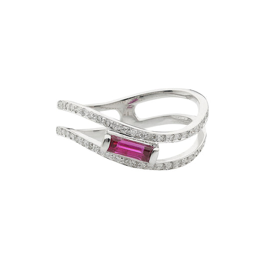 Ring 18KT White Gold with a Baguette Ruby Solitaire and Brilliant cut Diamonds. Product Code : 1120DA44WR