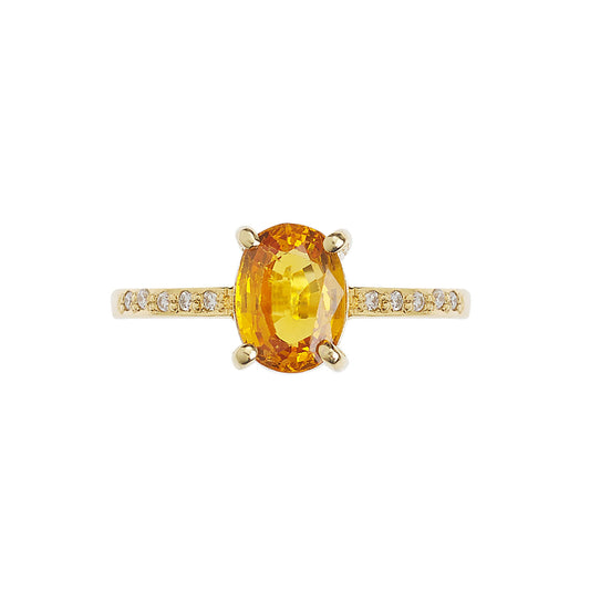 Yellow sapphire and diamond ring, 18 carat yellow gold.   Product Code : 1263D84YS
