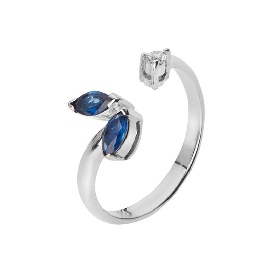 Ring 18KT White Gold with an Oval Sapphire and Brilliant cut Diamonds. Product Code:1349DA31WS