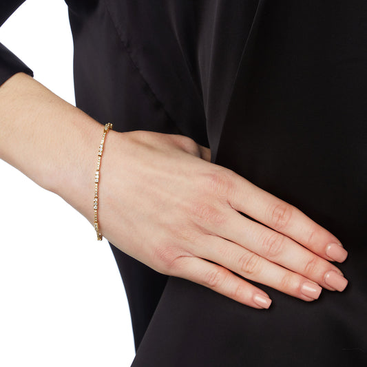 Diamond tennis bracelet in 18 carat yellow gold. Product Code : 13BY120