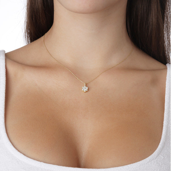 Necklace Pendant 18KT Yellow Gold with Brilliant cut Diamonds.   Product Code : 423M054YWCh