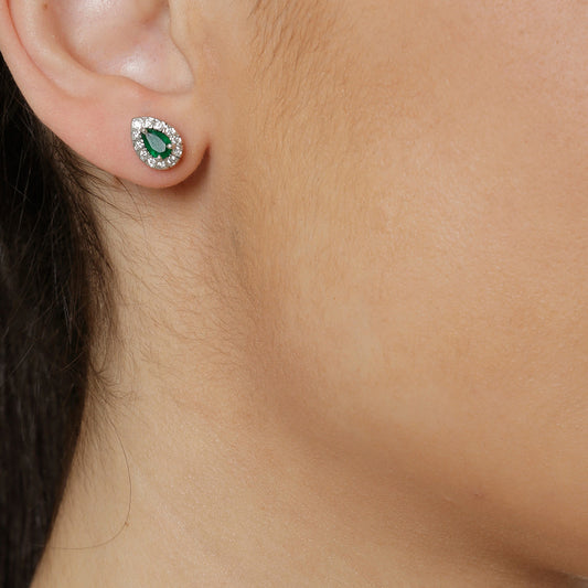 Emerald and diamond earrings, 18 carat white gold.   Product Code : 774SK35ES