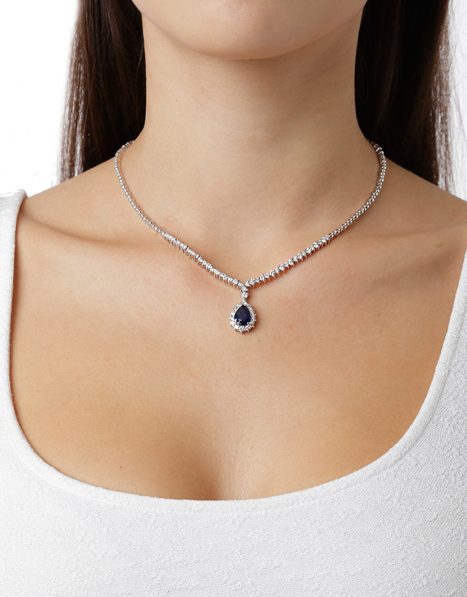 Necklace 18KT White Gold with Pear cut Sapphire and Brilliant cut Diamonds.  Product Code : 316KW58S