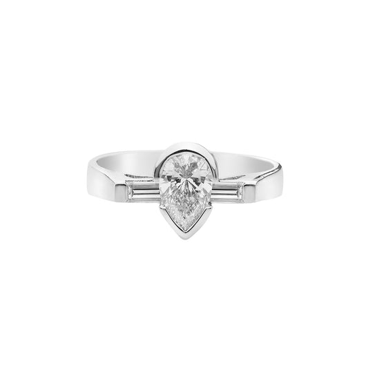Diamond pear cut diamond solitaire 18 carat  white gold. Product Code : 209D82
