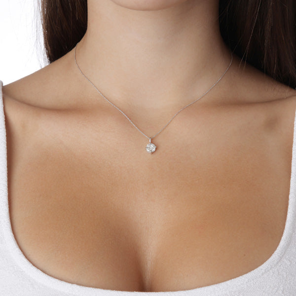 Invisible diamond pendant 18k white gold.   Product Code : 386ME4400W
