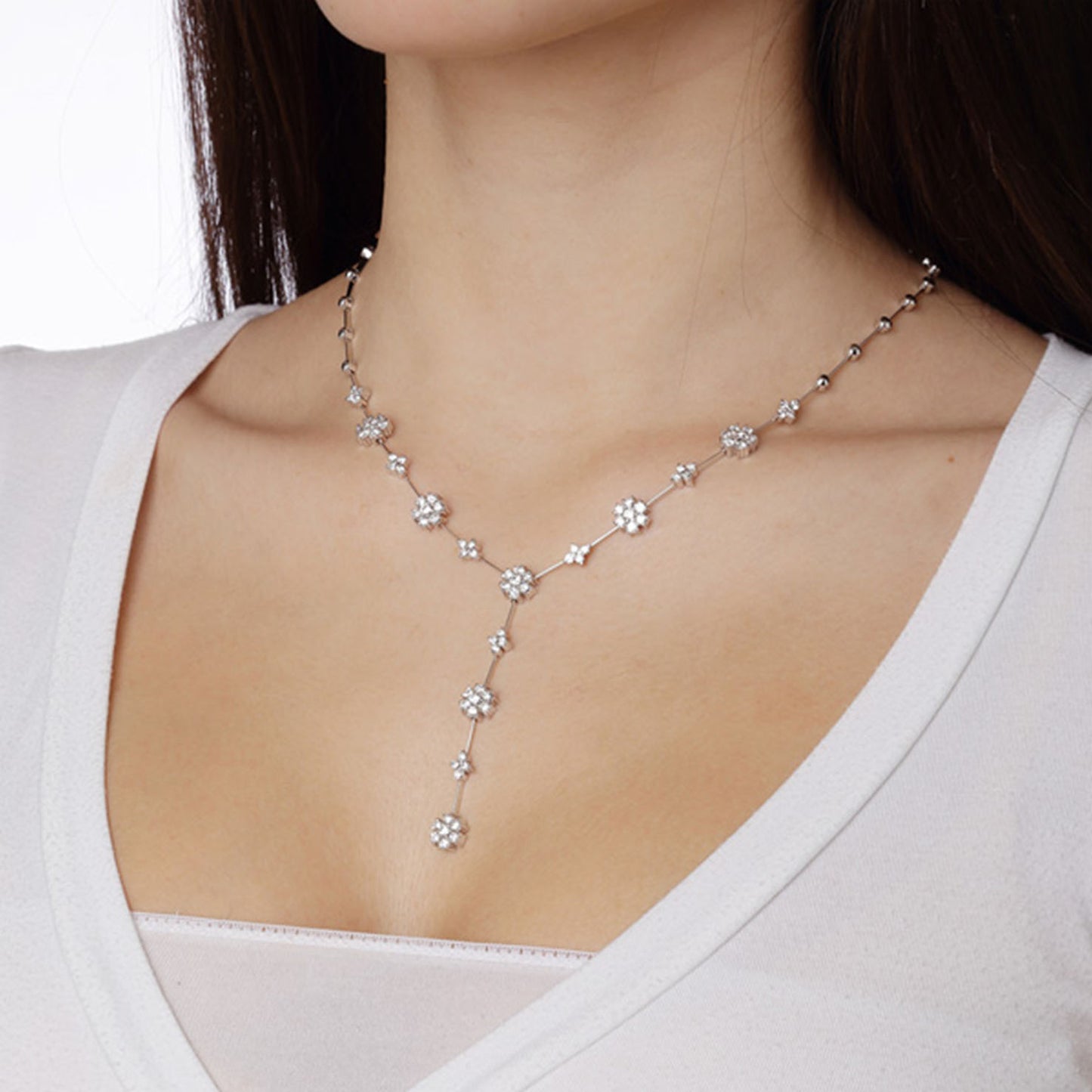 Necklace 18KT White Gold with Brilliant cut Diamonds.  Product Code : 243HN059