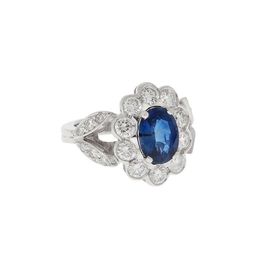 Sapphire and diamond ring 18 carat white gold. Product Code:256DA235