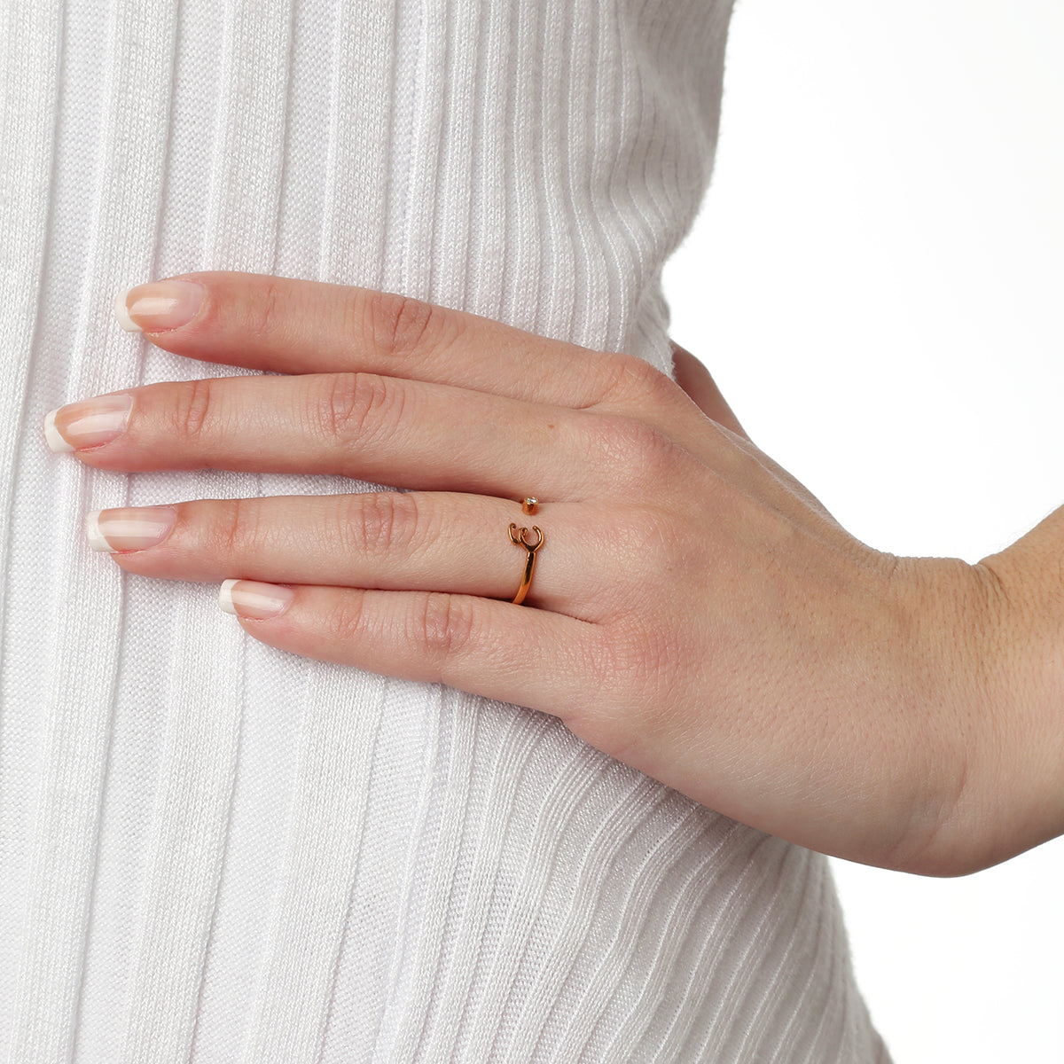 Alphabet Ring18KT pink gold with a brilliant cut diamond (Letter E)