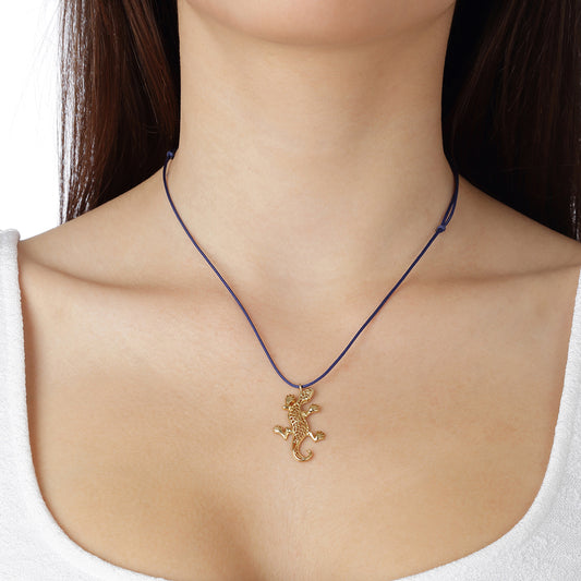Handmade silver gold-plated salamander good luck charm.  Salamander is a symbol of transformation, renewal, energy and luck. Code: 32MSAYRA.
