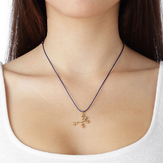 Frog silver 925 gold-plated good luck charm.  Frog is a symbol of abundance, long life and good luck. Product Code: 33MBATPAXOS