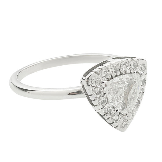 Trillion cut diamond solitaire 18 carat white gold. Product Code : 1240DA29W