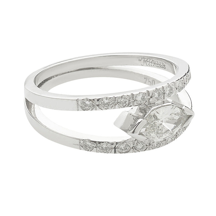 Marquise cut diamond  solitaire 18 carat white gold. Product Code : 1241D007W