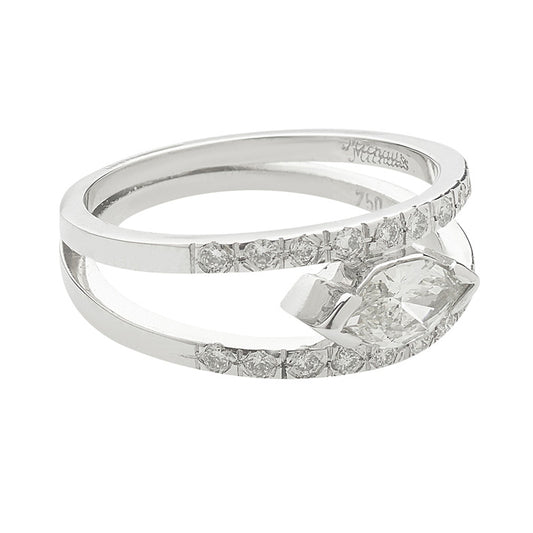 Marquise cut diamond  solitaire 18 carat white gold. Product Code : 1241D007W