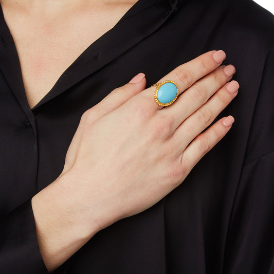Ring 18 carat yellow gold with turquoise. Product Code : 360DA01.