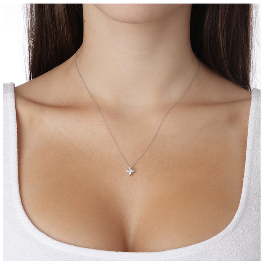 Diamond cross 18KT white gold on a chain.  Product Code: 707ME013W