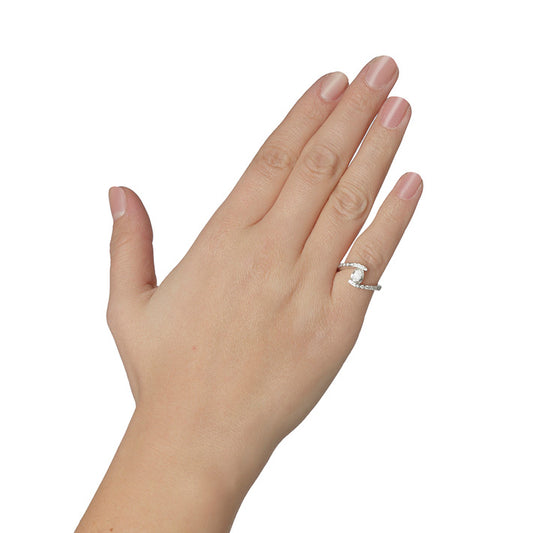 Diamond pear cut diamond solitaire 18 carat  white gold. Product Code : 4.RI.D.106496