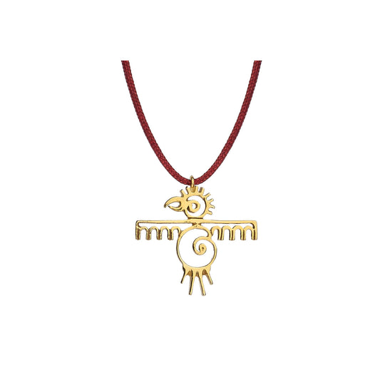 Power totem  animal "Woodpecker" 18 carat yellow gold. The woodpecker represents  Balance, Progress, Protection and Determination. Product code: 422MTRIPKRDS