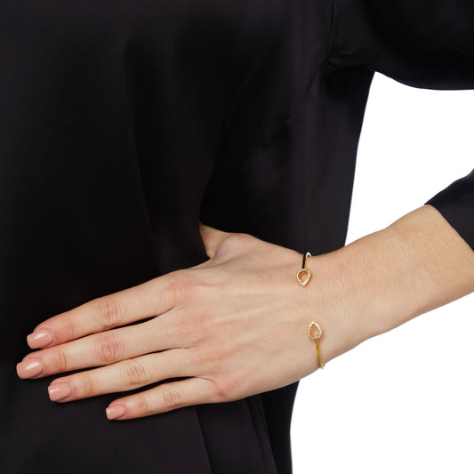 Diamond bracelet in 18 carat yellow gold.   Product Code : 469BA99Y