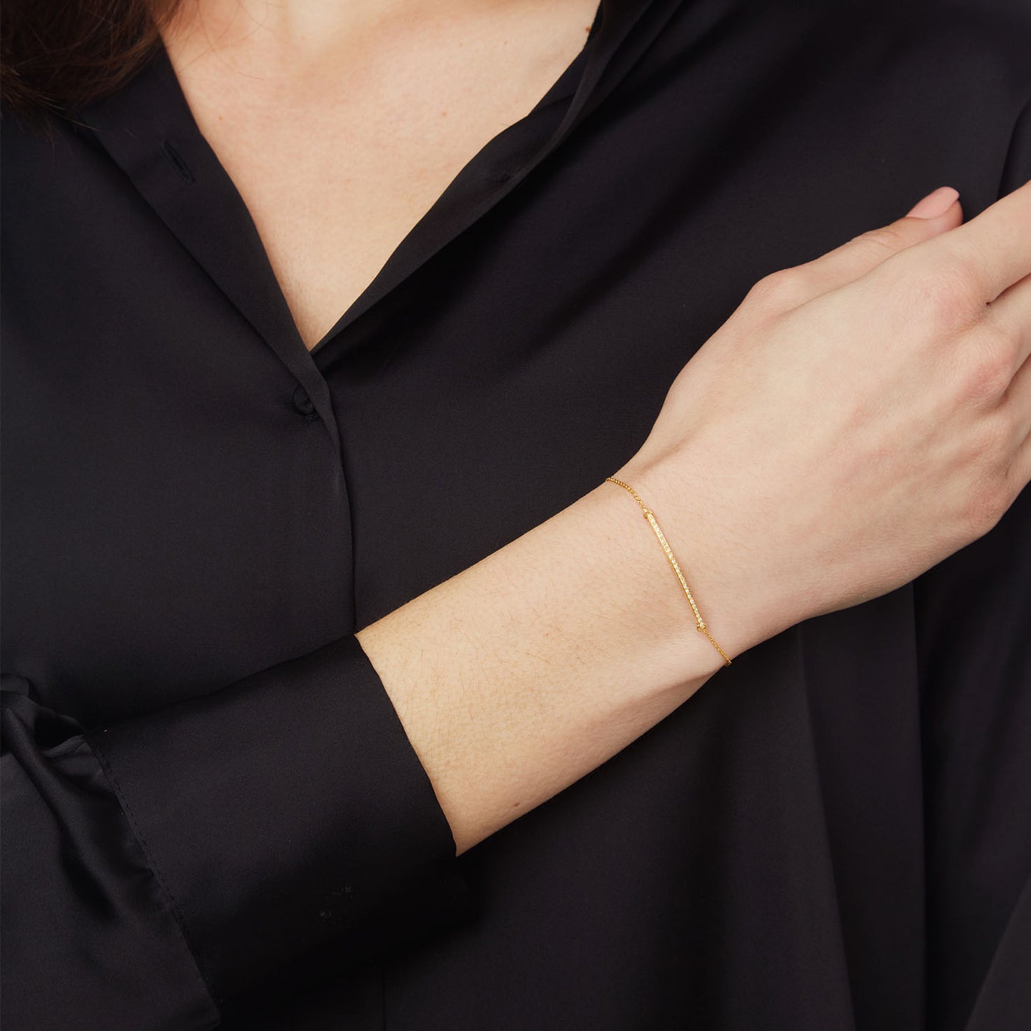 Diamond bar chain bracelet, 18 carat yellow gold.  Product Code : 471PB44YKD