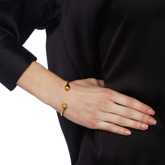 Bracelet 18 carat yellow gold.   Product Code : 492ΒΑPODI.