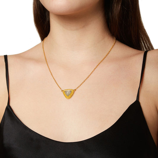 Handmade chain necklace 18KT yellow gold inspired by Byzantium with an  aquamarine stone.