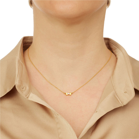 Necklace Pendant 18KT Yellow Gold with a Baguette cut Diamond Solitaire.  Product Code : 698HP143Y