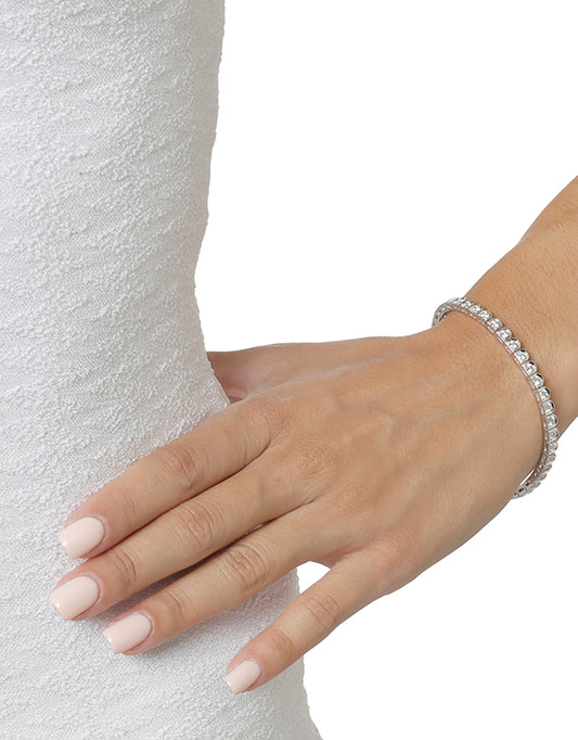 Diamond tennis bracelet in 18 carat white gold.   Product Code : 44B204