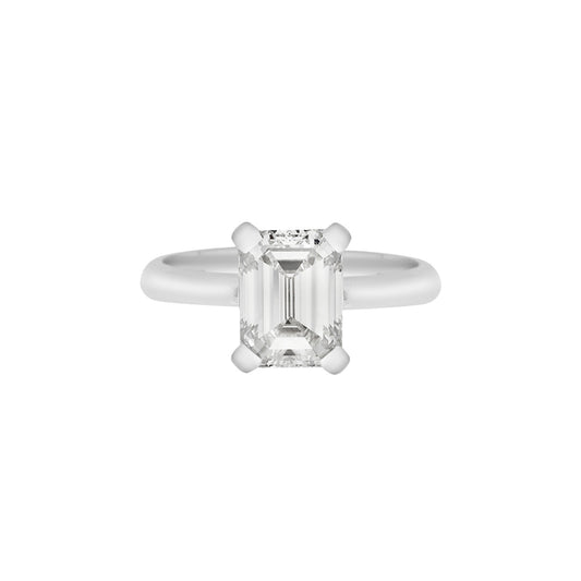 Emerald cut diamond solitaire 18KT white gold. Product Code : 8.RI.D.101258