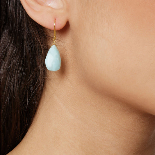 Opal drop earrings, 18 carat yellow gold.   Product Code : 807SK10211