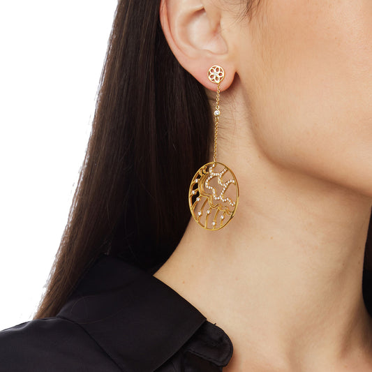 Drop gold and diamond earrings in 18 carat yellow gold.   Product Code : 596SK9002