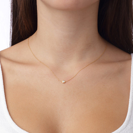 Diamond solitaire chain pendant 18 carat yellow gold.   Product Code : 489HM086Y
