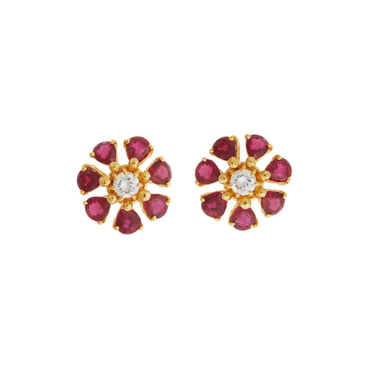 Ruby and diamond earrings, 18 carat yellow gold. Product Code : 914SK105R