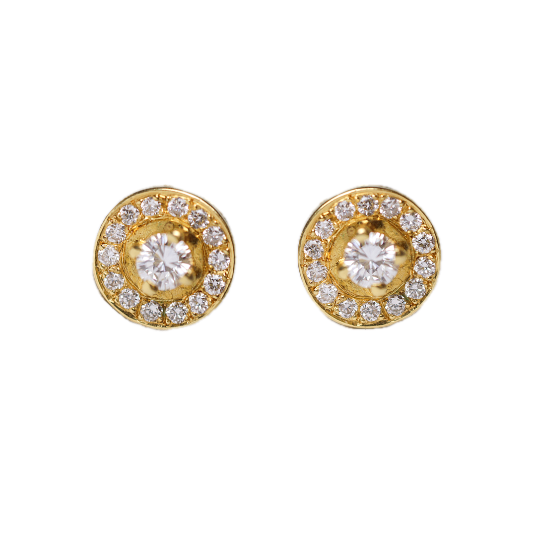 Halo diamond 18K yellow gold, stud earrings, with total center diamonds 0.32 carats and accent stones around it 0,26 carats. Total weight 3.80. Product code 11SK157