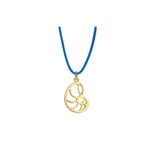 "Nautilus Shell" 18 carat yellow gold charm. Nautilus is a symbol of strength, perfection, beauty and discovery. Product code: 387ME145