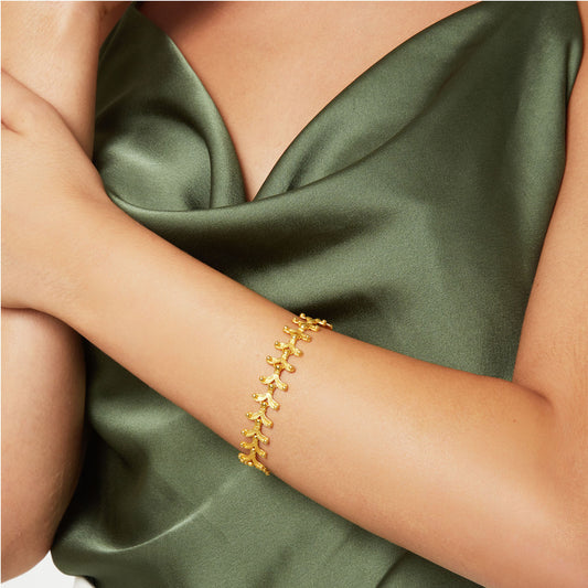 Bracelet 18 carat yellow gold inspired by the Ancient Greek jewellery.    Product Code : 488ΒΑ1610.