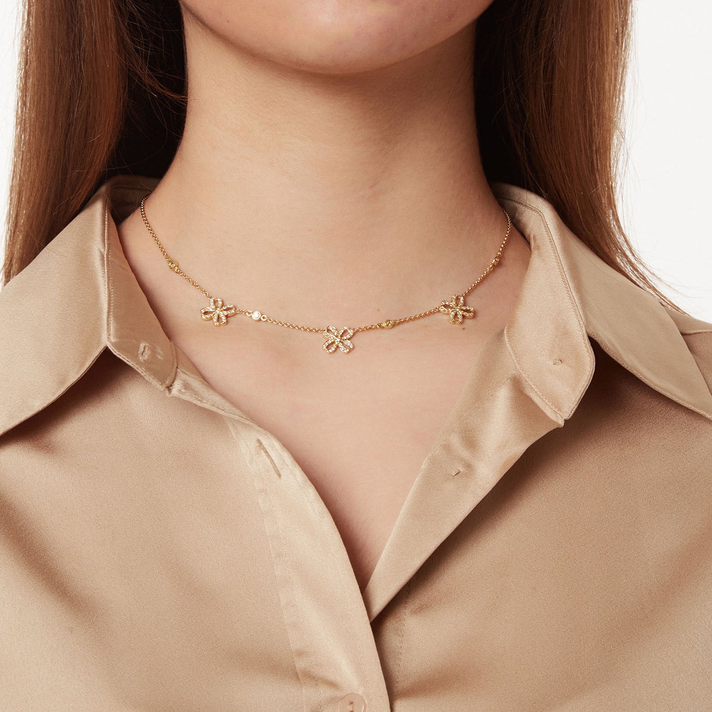 Necklace 18KT Yellow  Gold with Brilliant cut Diamonds.