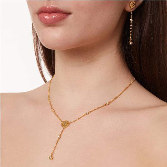 Necklace 18KT Yellow  Gold with Brilliant cut Diamonds.