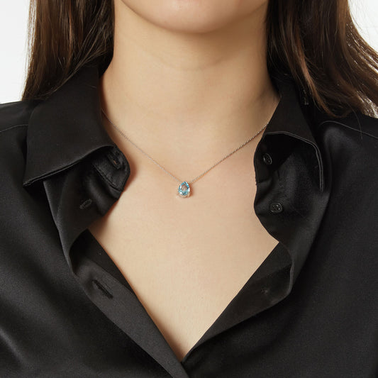Necklace Pendant 18KT White Gold with a Pear Cut Blue Topaz.  Product Code : 716MW26