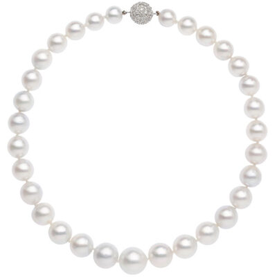 Diamond and pearl necklace 18 carat white gold.