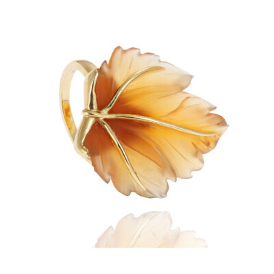 Agate leaf 18 carat yellow gold ring.